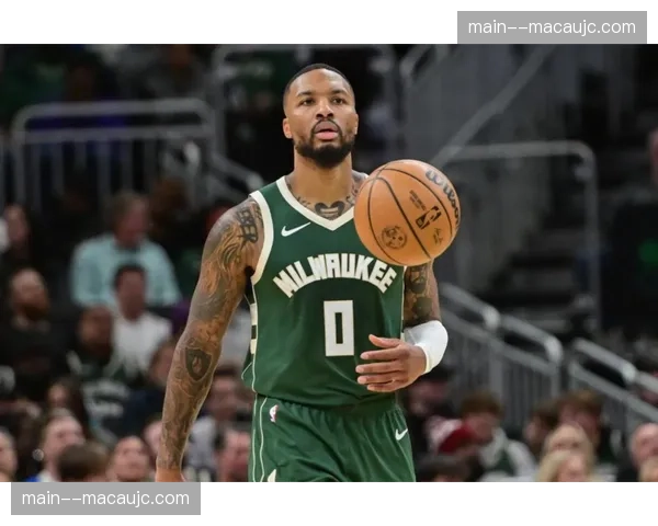 雄鹿攻防两端均表现低迷 里弗斯体系调整效果有限 雄鹿攻防两端均表现低迷 里弗斯体系调整效果有限